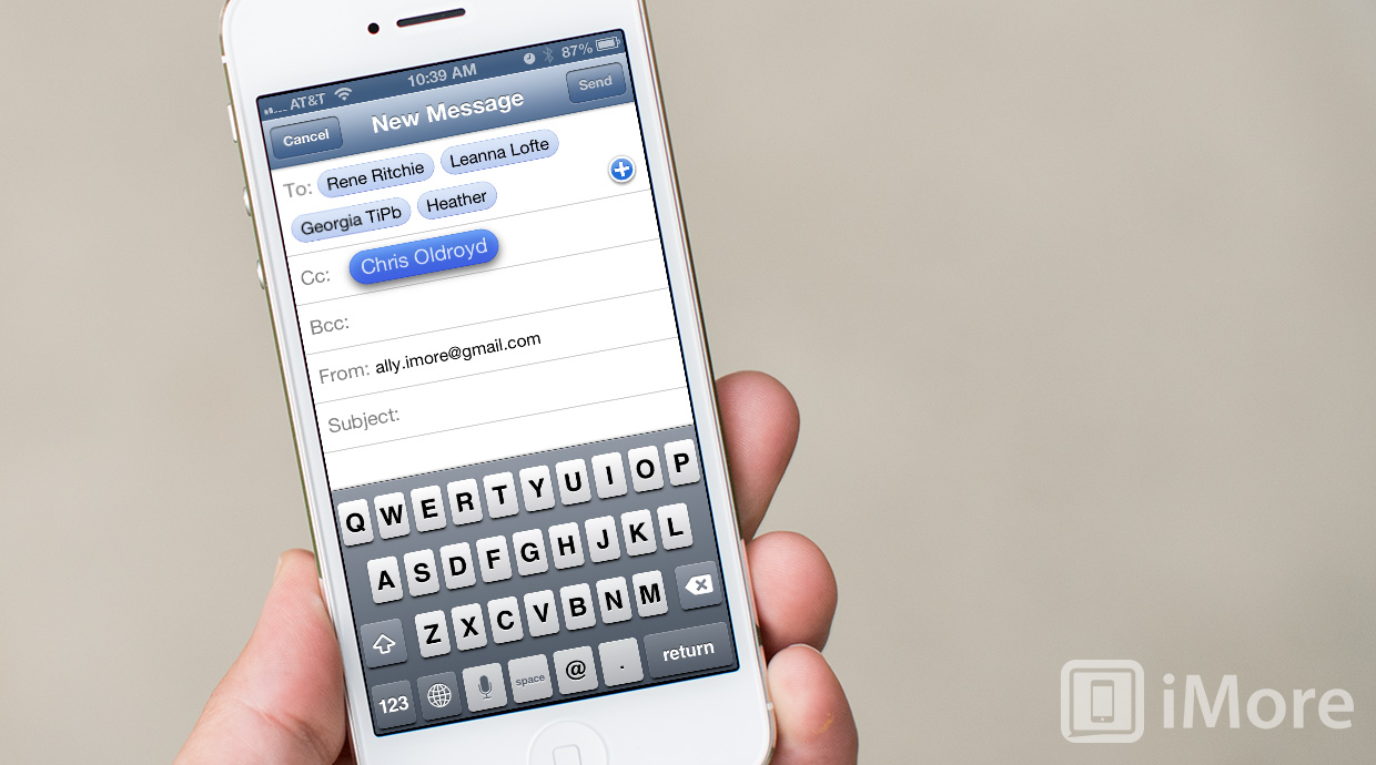 Как быстро переместить получателей в разные поля в почте на iPhone и iPad