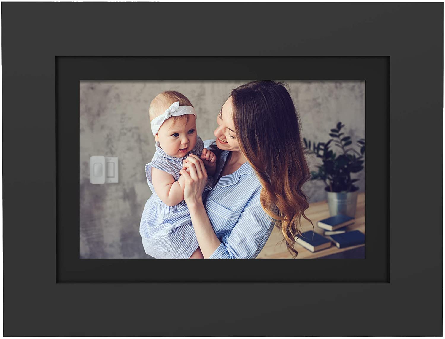 Photoshare Digital Picture Frame Render Cropped