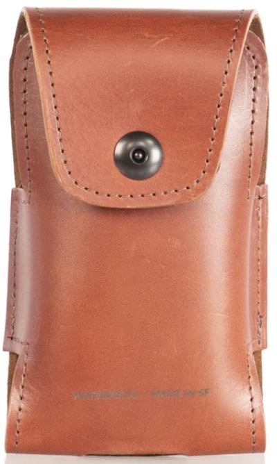WaterField Latigo Leather Iphone Holster Render Cropped