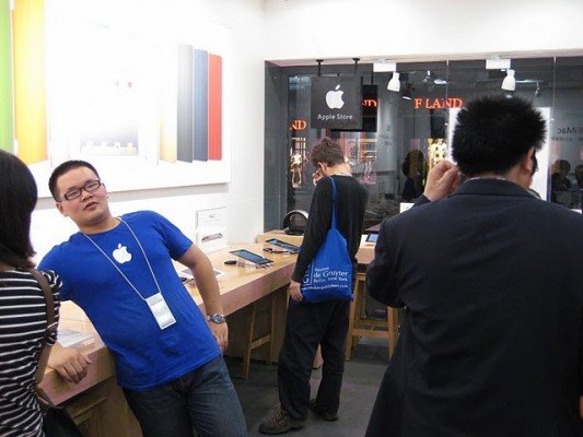 Chinese authorities discover a further 22 fake Apple stores in Kunming