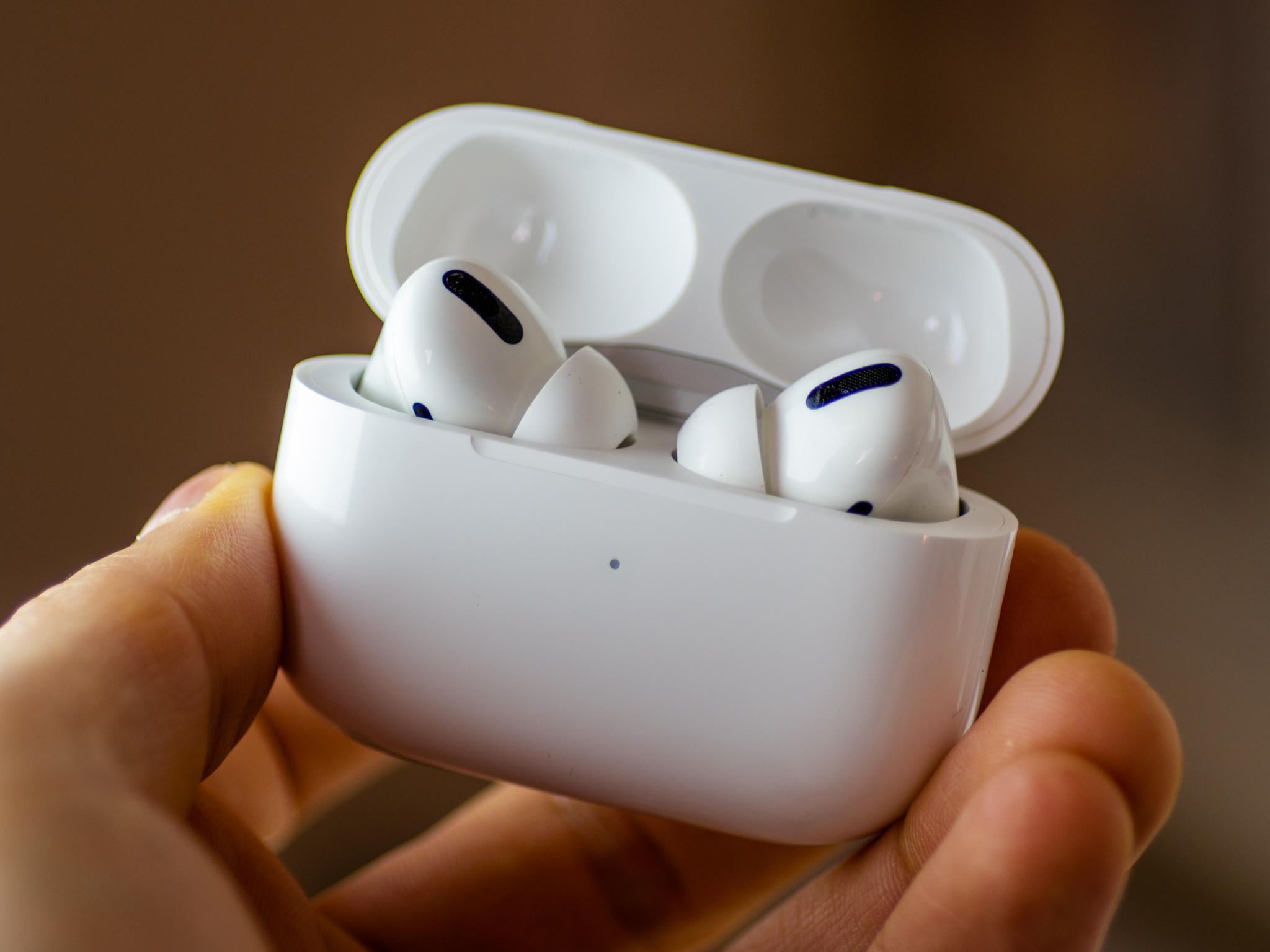 AirPods Pro are now available with the new MagSafe Charging Case - KARKEY