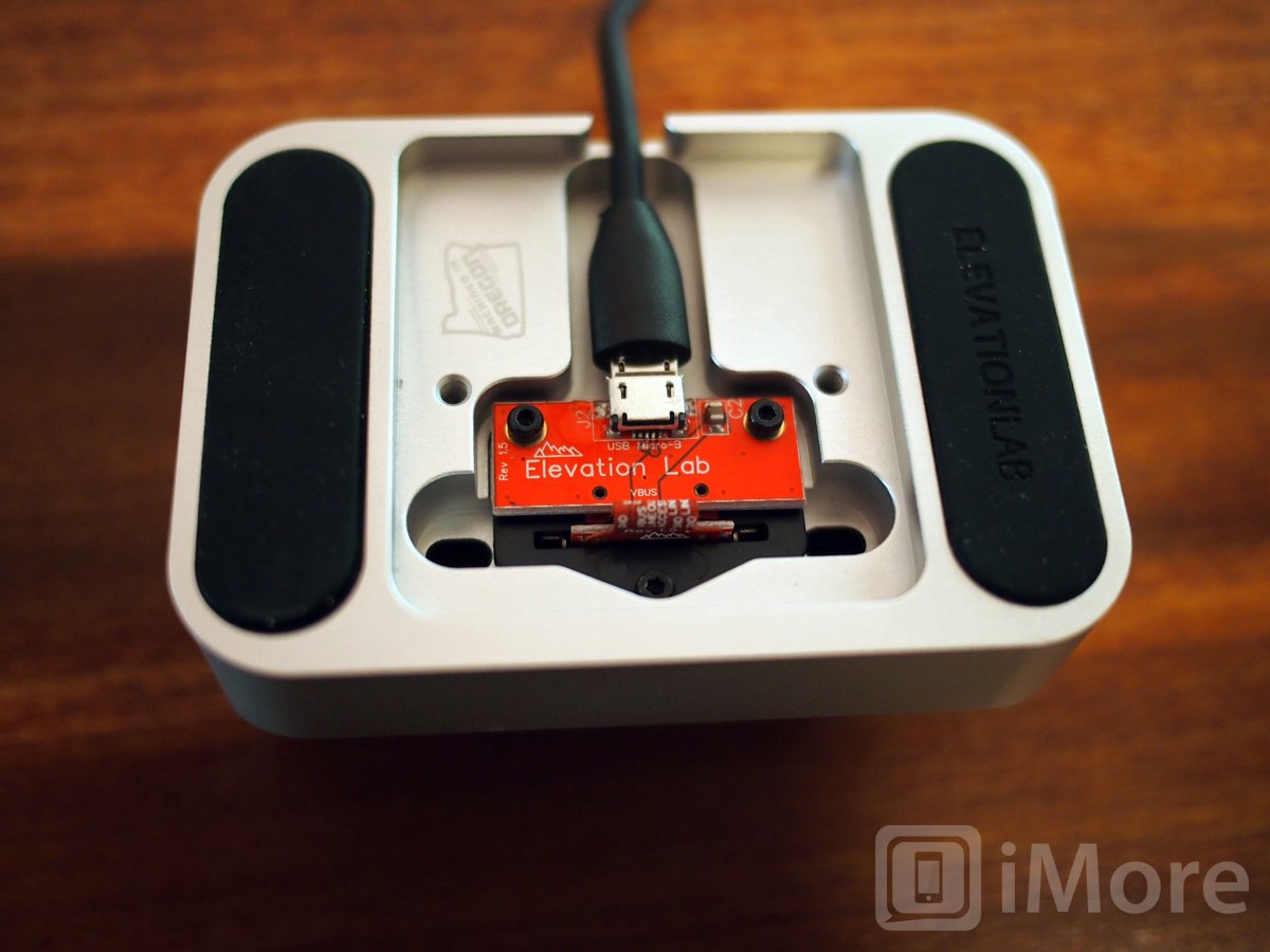 Elevation Dock for iPhone Micro-USB circuit board