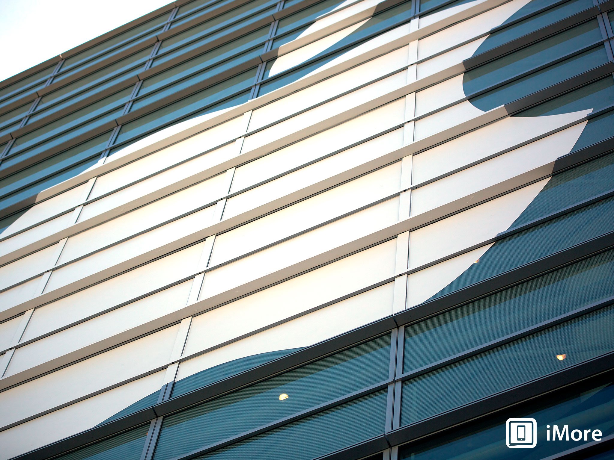 Apple logo at Moscone
