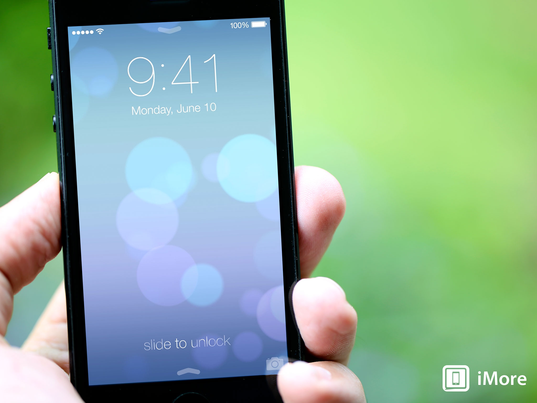 iOS 7 preview: Lock screen gains access to notifications ...