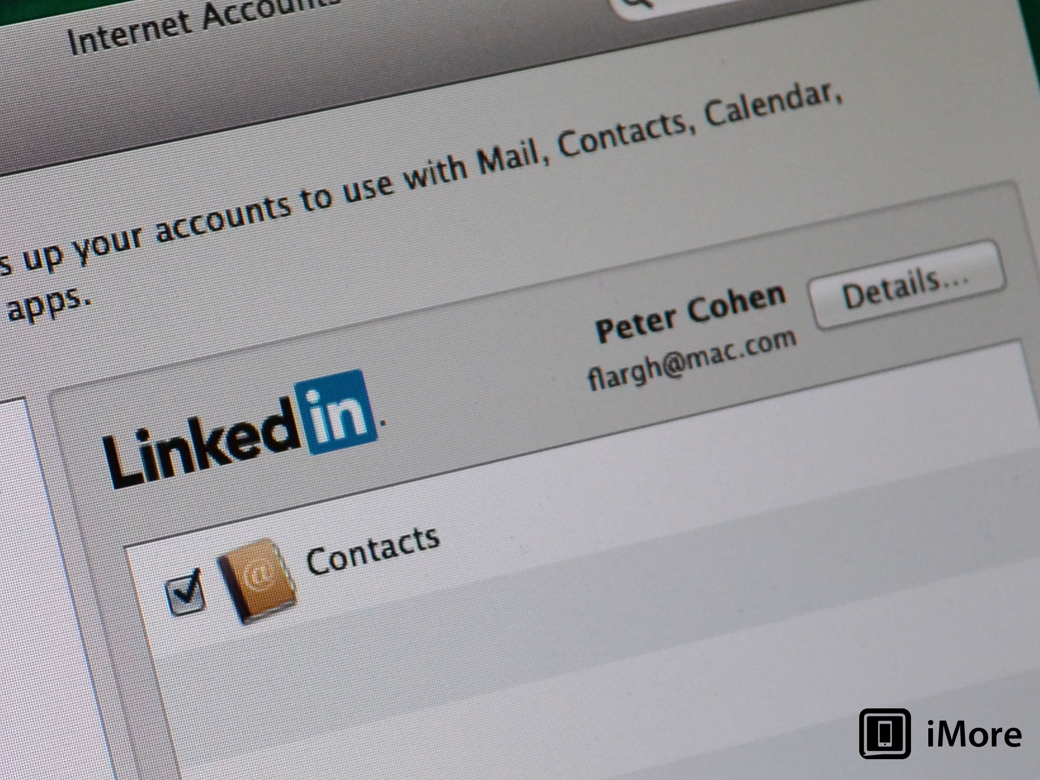 OS X Mavericks Preview: easily access your LinkedIn account