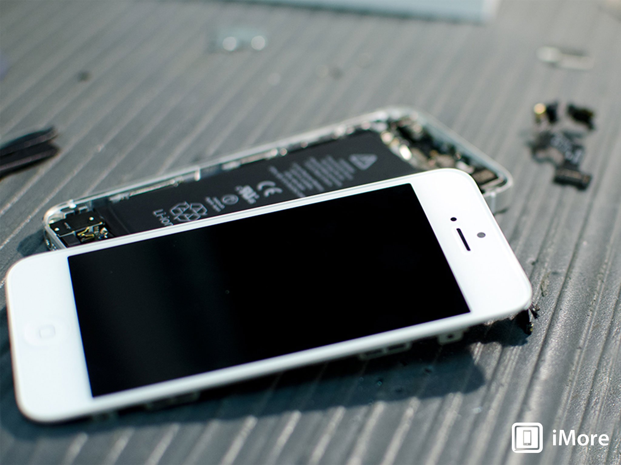 Imagining iPhone 5s and iPhone 5c: LTE, Bluetooth, and 802.11ac Wi-Fi