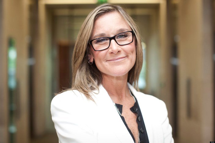 Tim Cook talks about hiring Angela Ahrendts in company memo