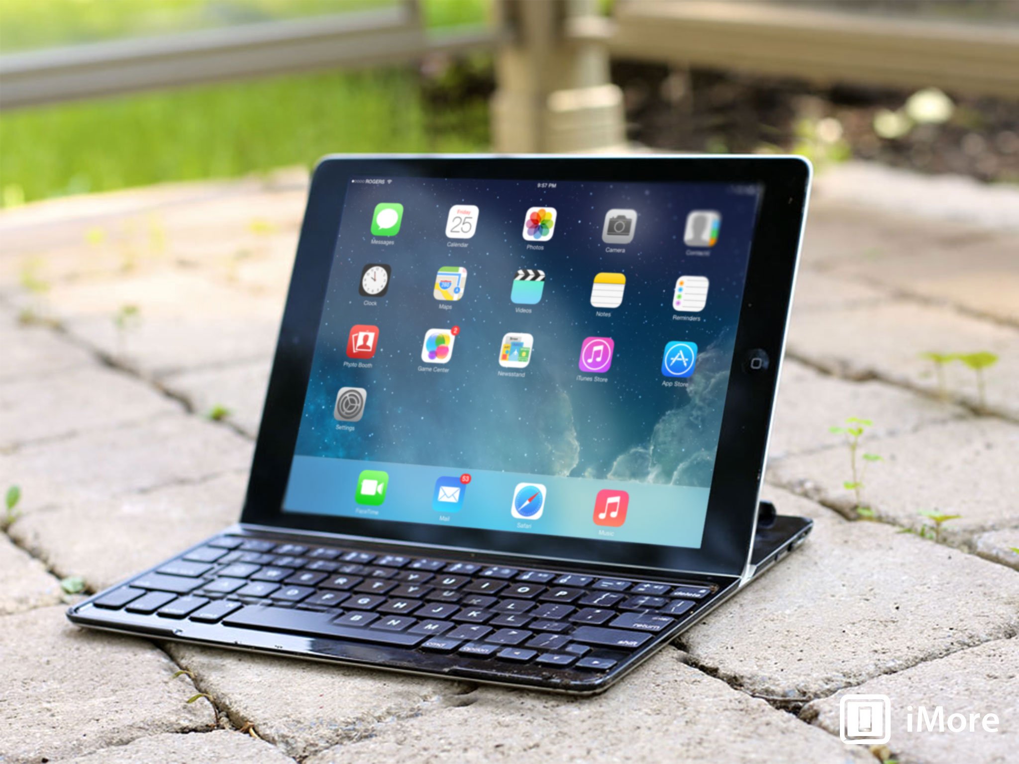 Using an external keyboard with your iPad? Here are the shortcuts you need to know!