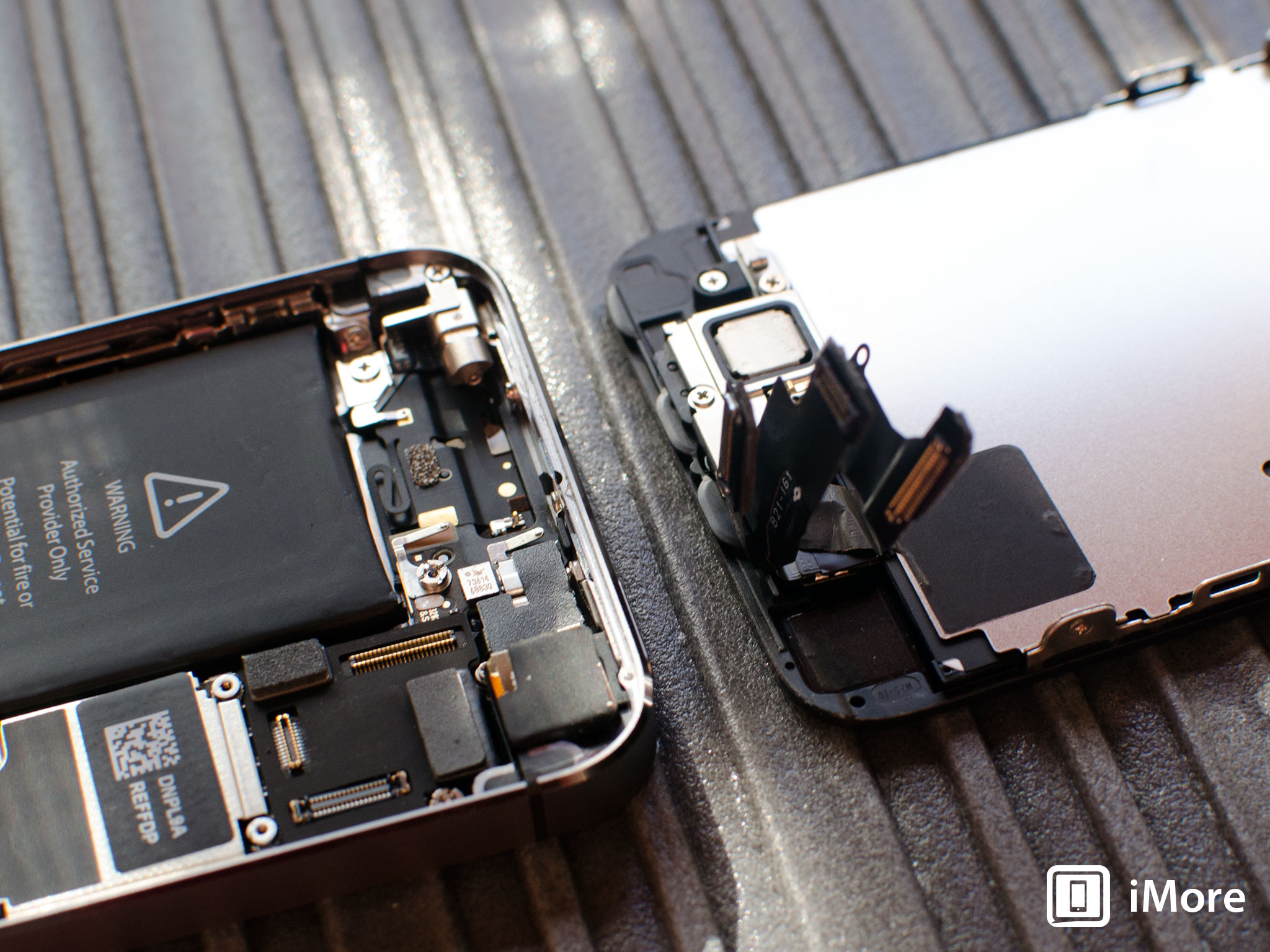 How to replace a broken screen on an iPhone 5s