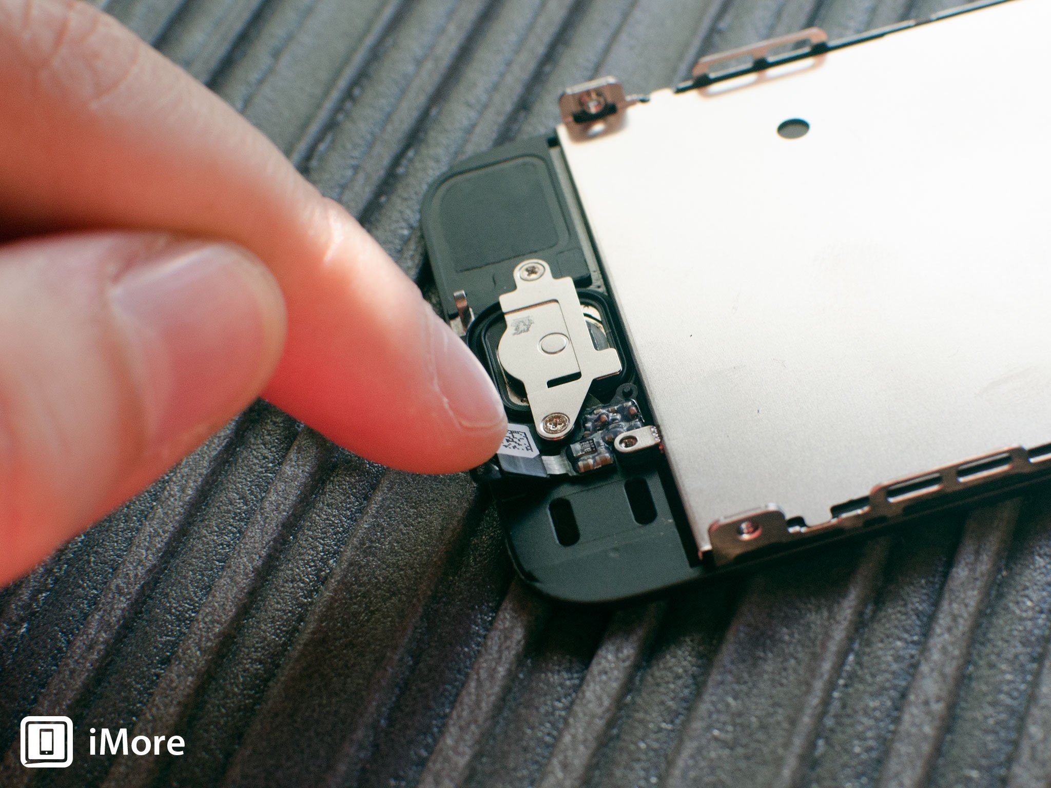 Our first look at the Touch ID sensor itself, on the back side of the display assembly