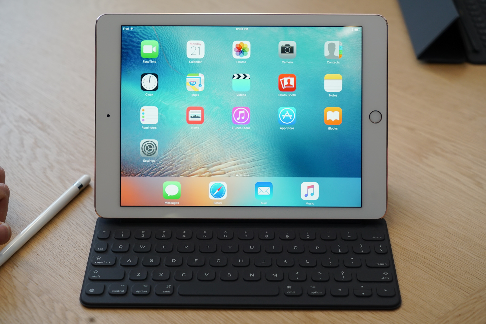 Best Keyboards for the 9.7-inch iPad Pro | iMore