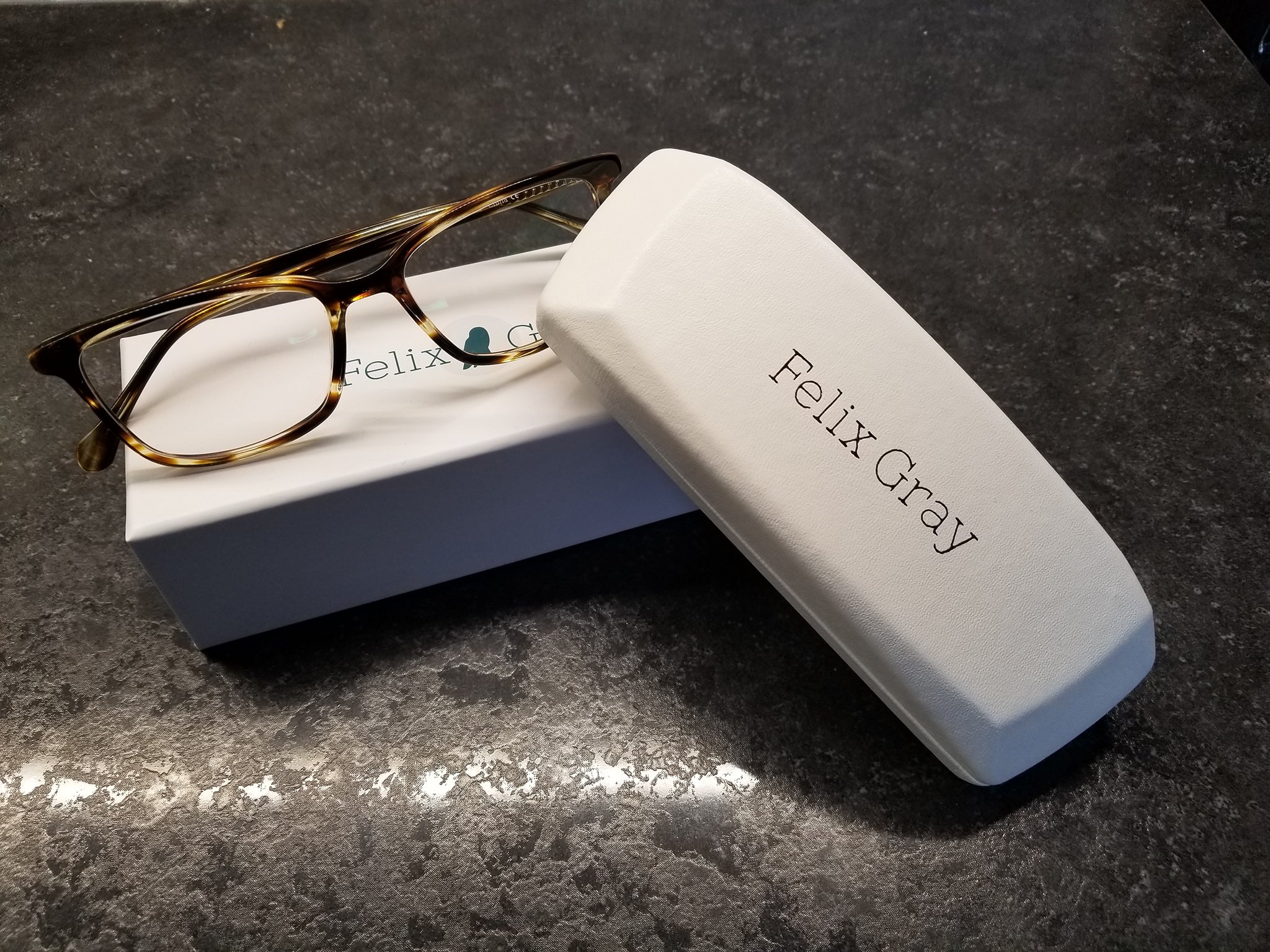 Felix Gray blue light glasses review: The hype is (kinda ...