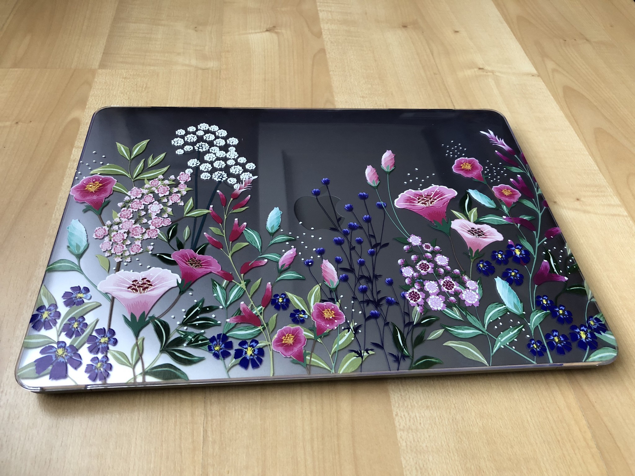 MacBook Case 13 Inch Spring Cartoon Skunk Flowers Leaf Plastic Hard Shell Compatible Mac Air 11 Pro 13 15 MacBook Pro Screen Protector Protection for MacBook 2016-2019 Version 