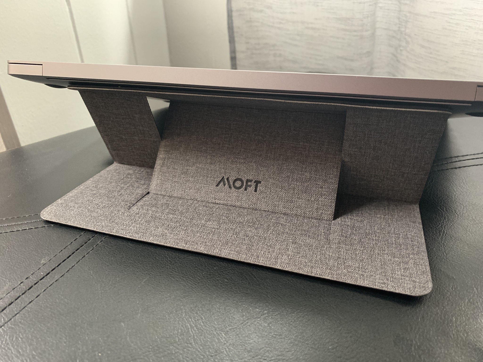 MOFT Invisible Laptop Stand haute altitude