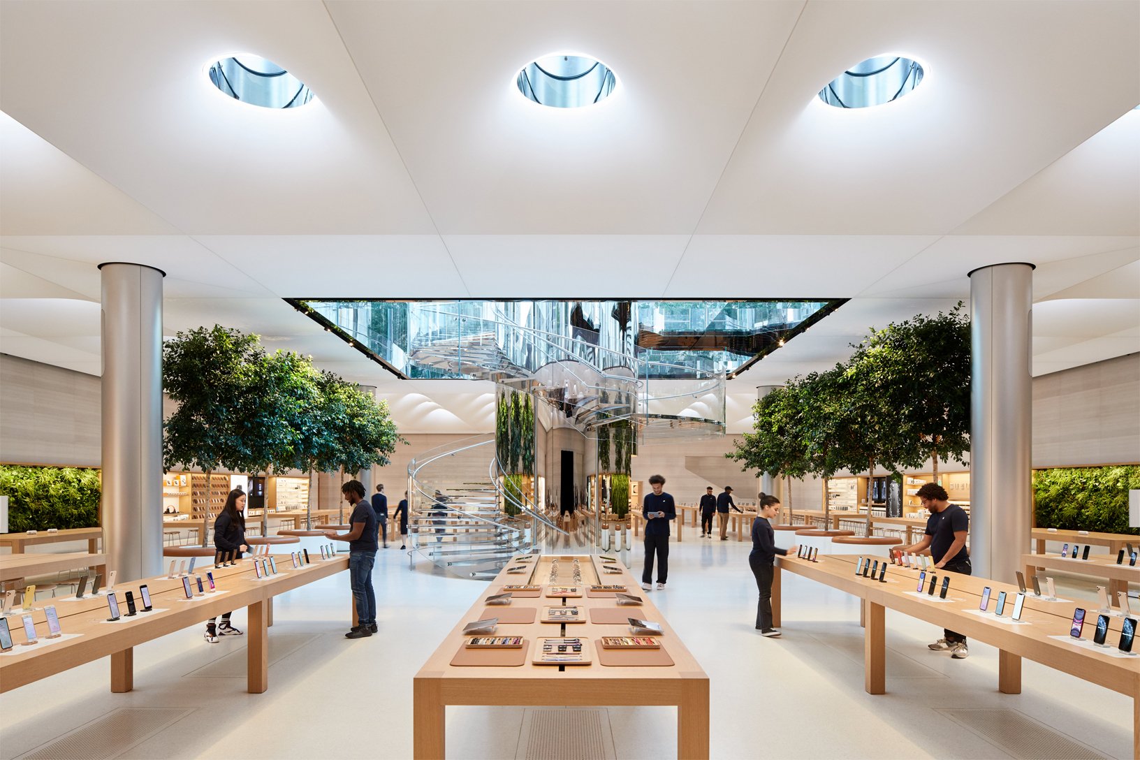 India Kers Ga terug Apple Store employees in the United States are getting a raise | iMore