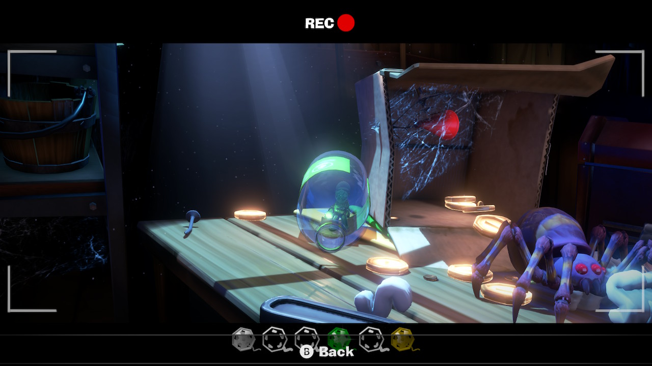 Luigi finds the green gem in Paranormal Productions