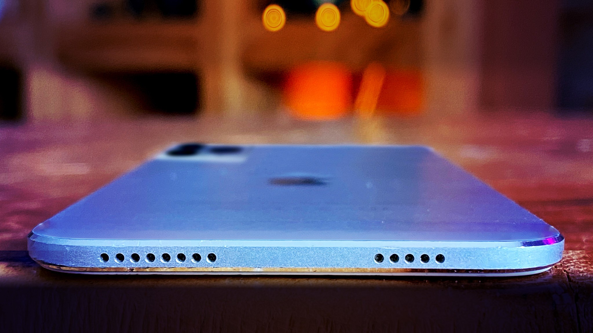 Fake iPhone 13 mock up with no Lightning port