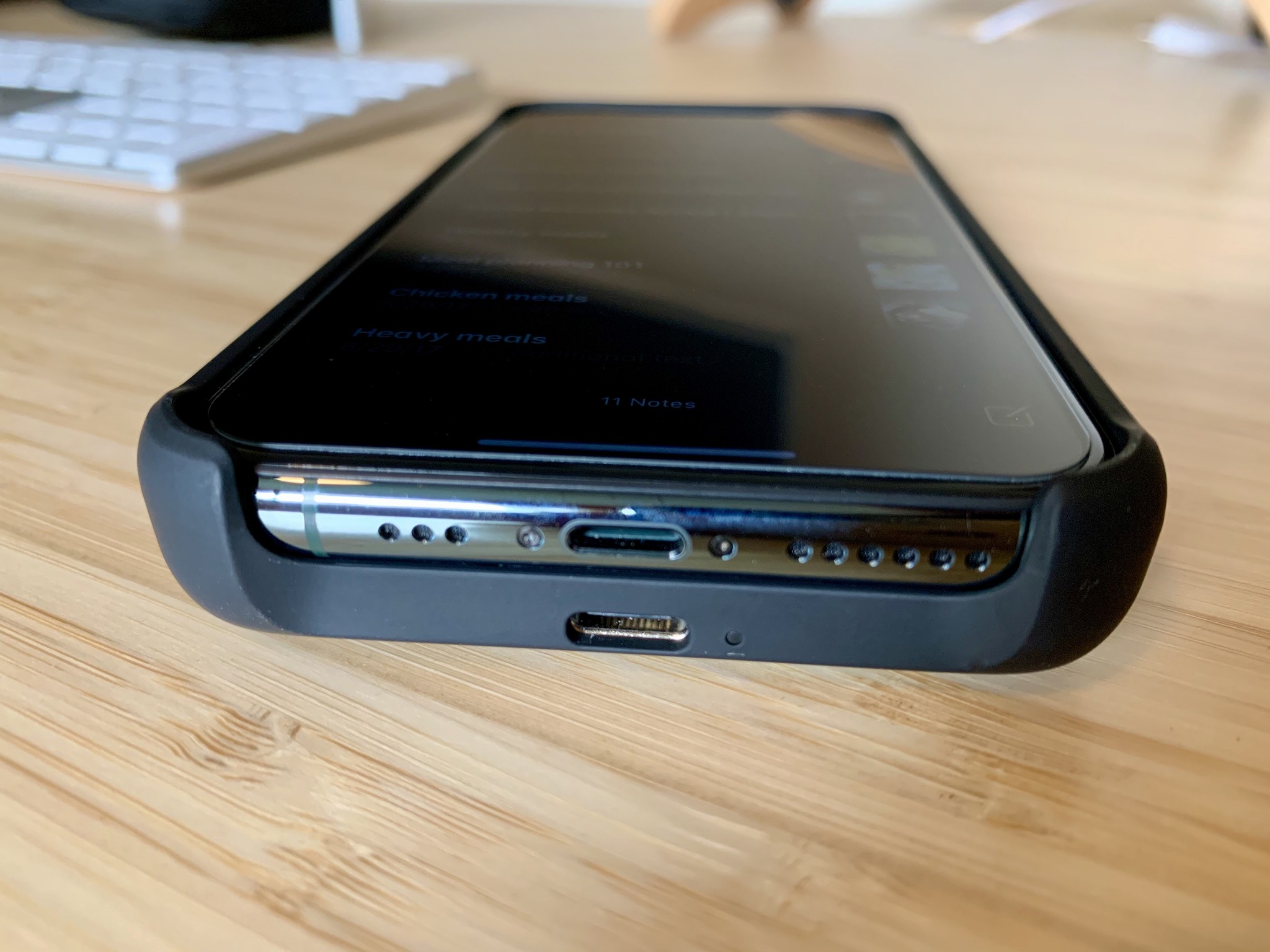 Mophie Juice Pack Access