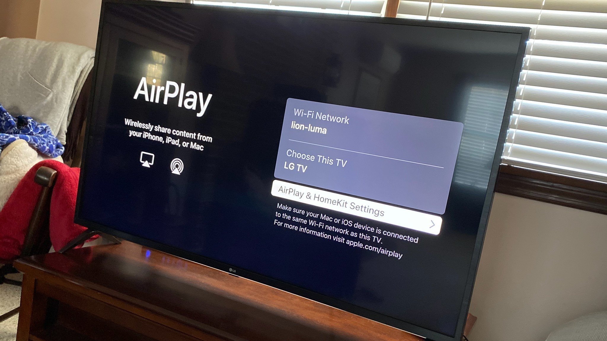 Smart Tvs That Support Airplay 2, Can I Do Screen Mirroring With Iphone To Lg Tv