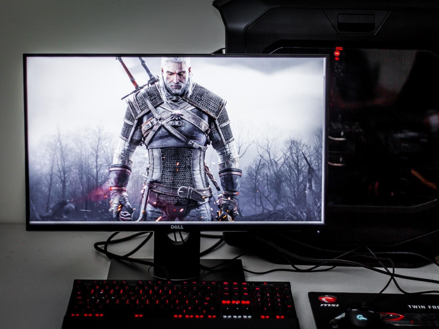 Dell Gaming Monitor Lifestyle