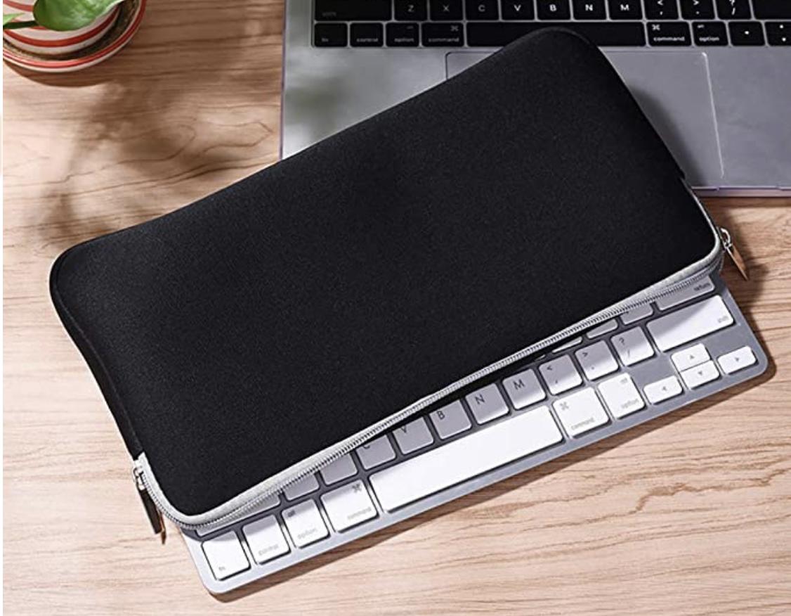 Case Star Neoprene Keyboard Sleeve Case Lifestyle