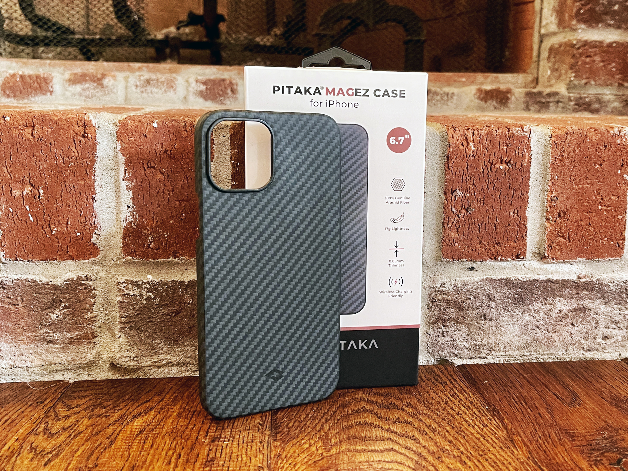 Pitaka Magez Iphone Case