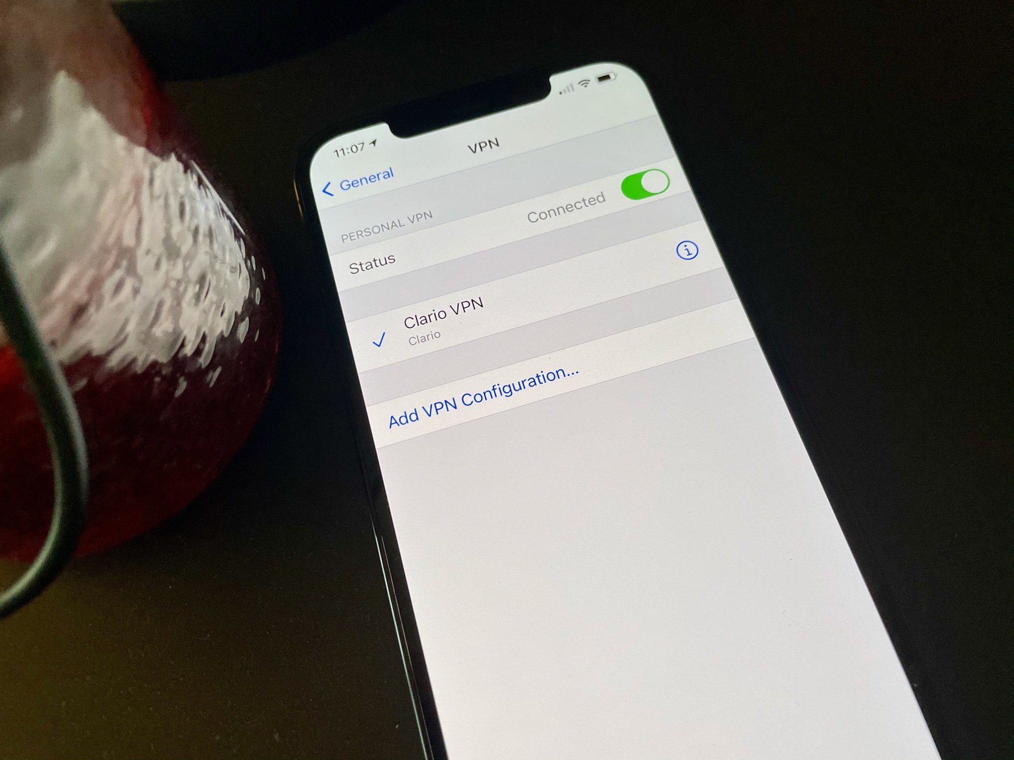 how to switch vpn on iphone
