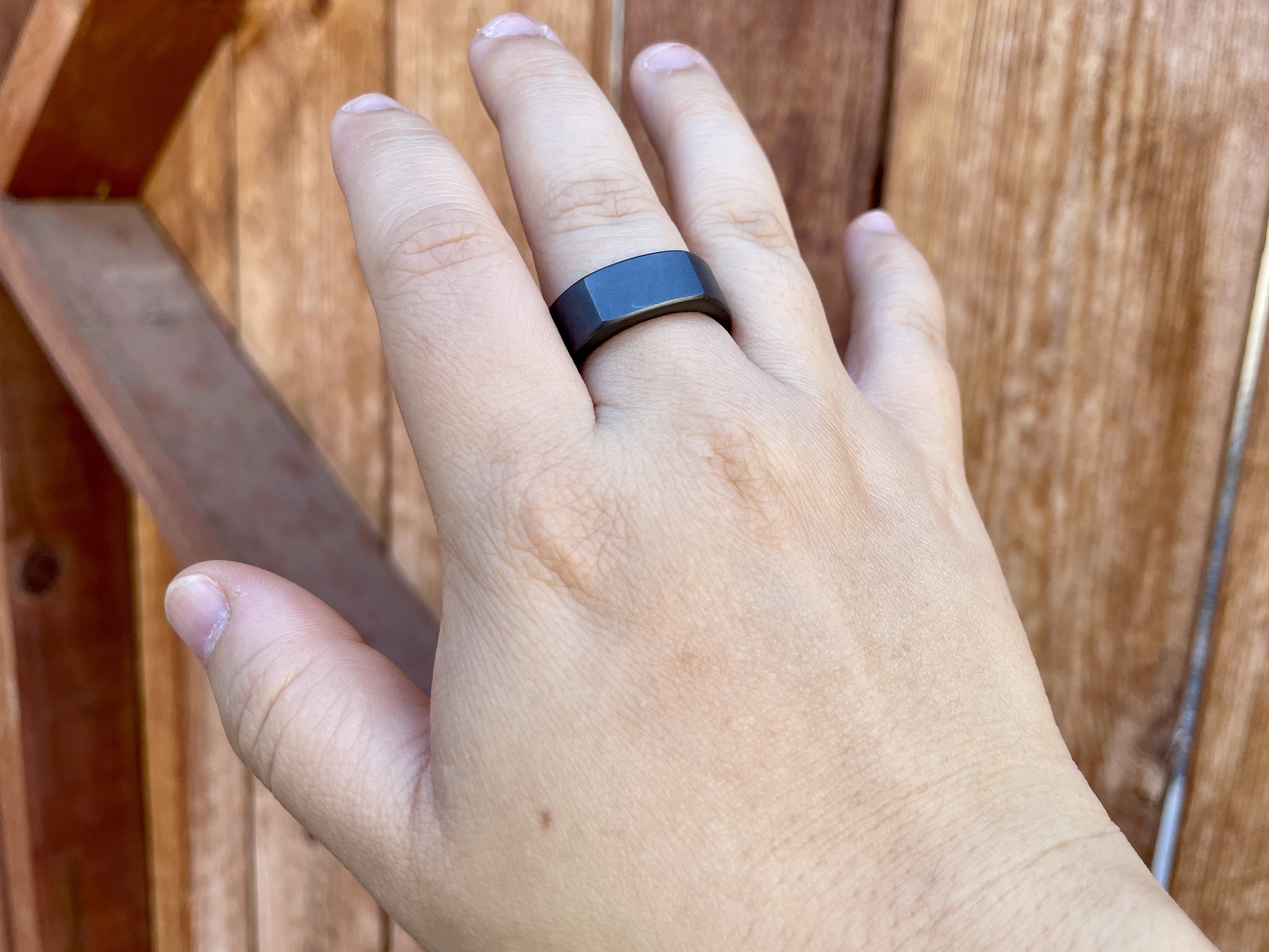 High-tech mood ring predicts how your day will go