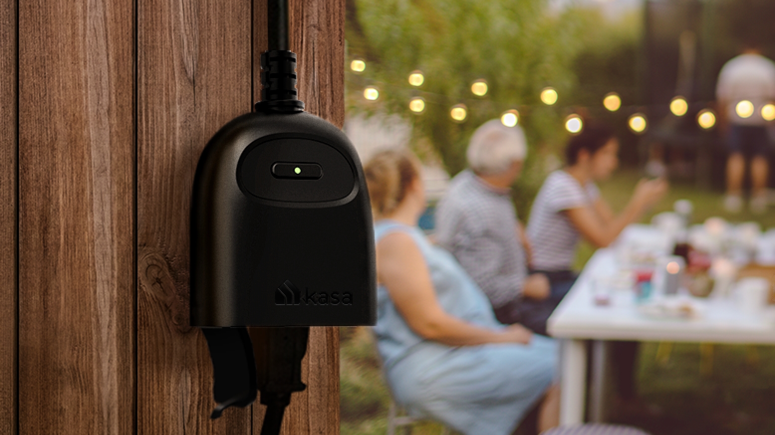 Tplink Kasa Smart Wifi Plug Outdoor Kp401 in an outdoor setting