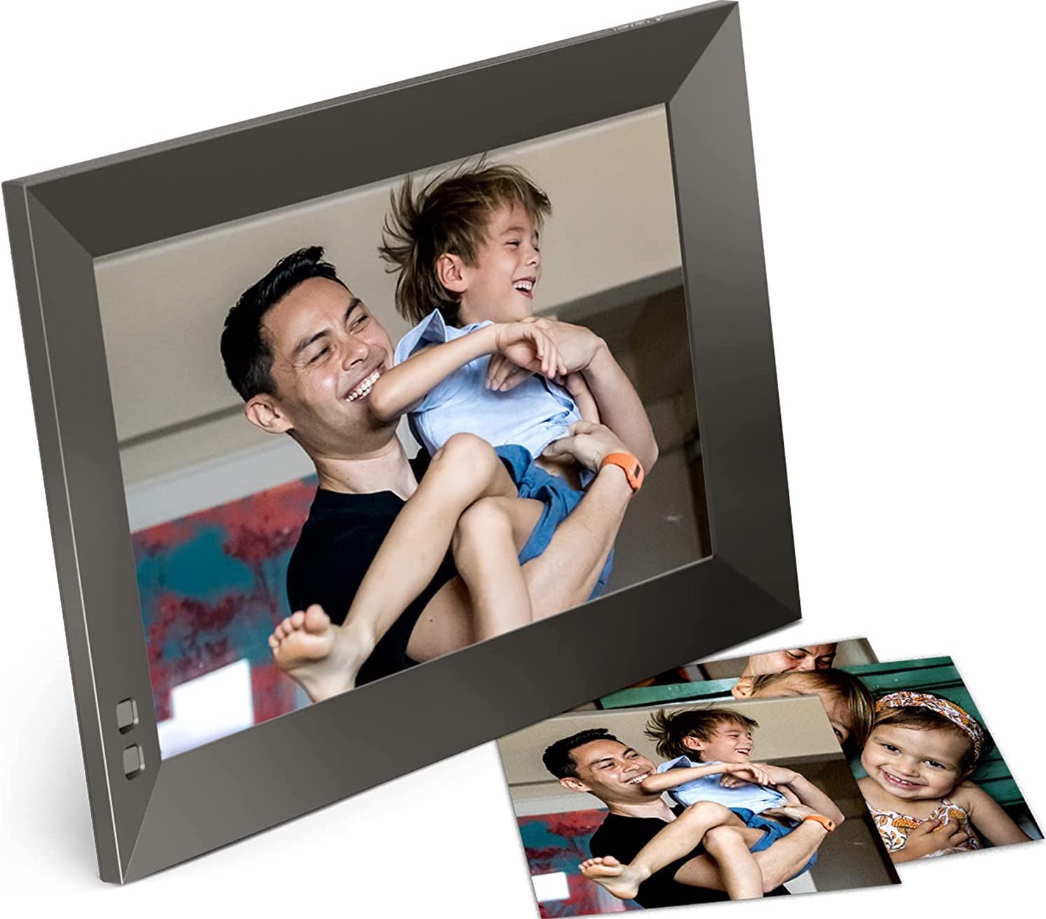 Show off your pictures with a smart digital photo frame