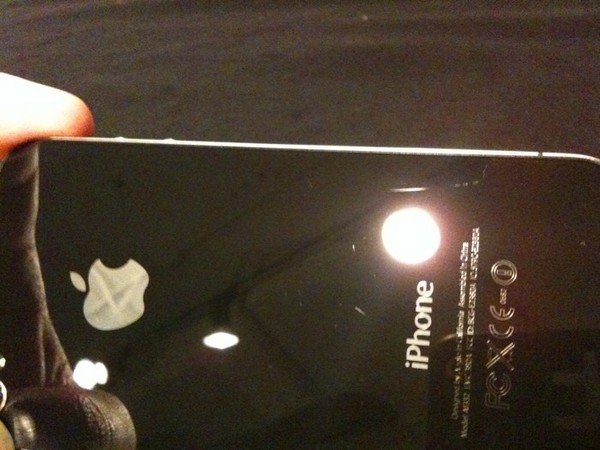 iPhone 4 scratches