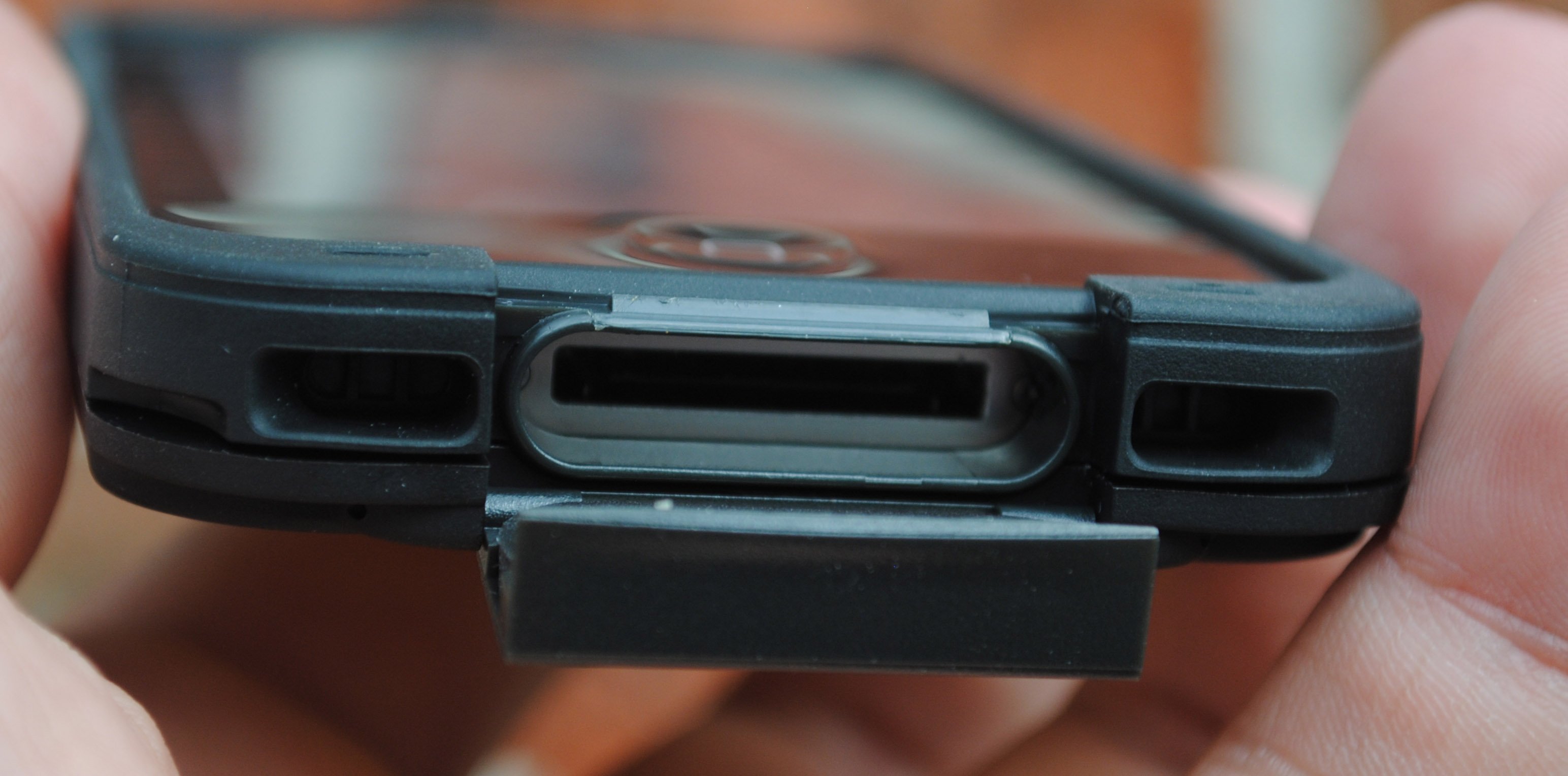 Charging Port of iPhone in LifeProof Case