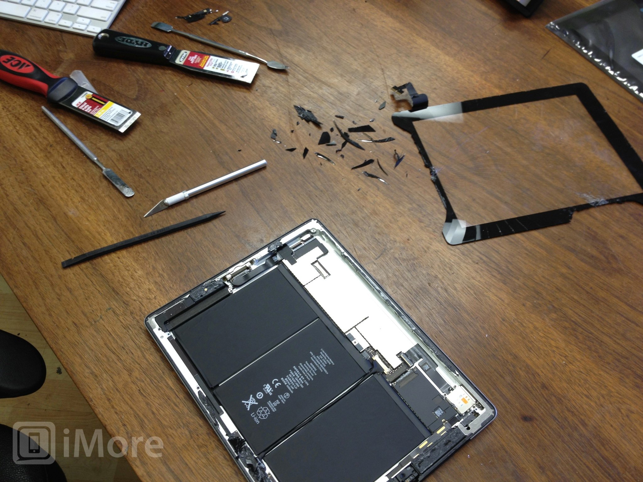 Repairing a new iPad or iPad 2 is almost impossible and messy