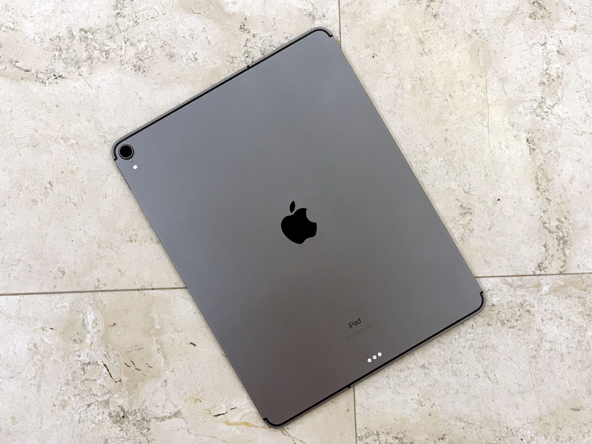 iPad Pro space gray back