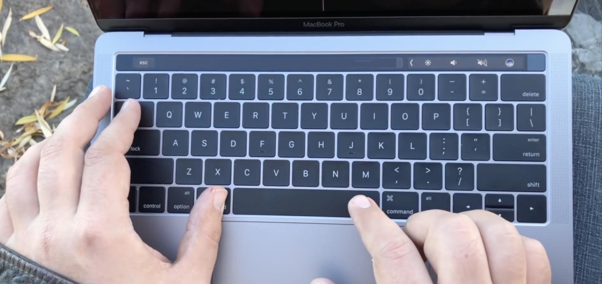 Клавиатура на MacBook Pro