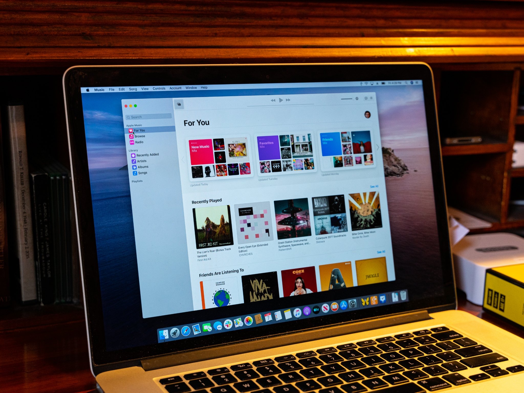 How to hide Apple Music on Mac