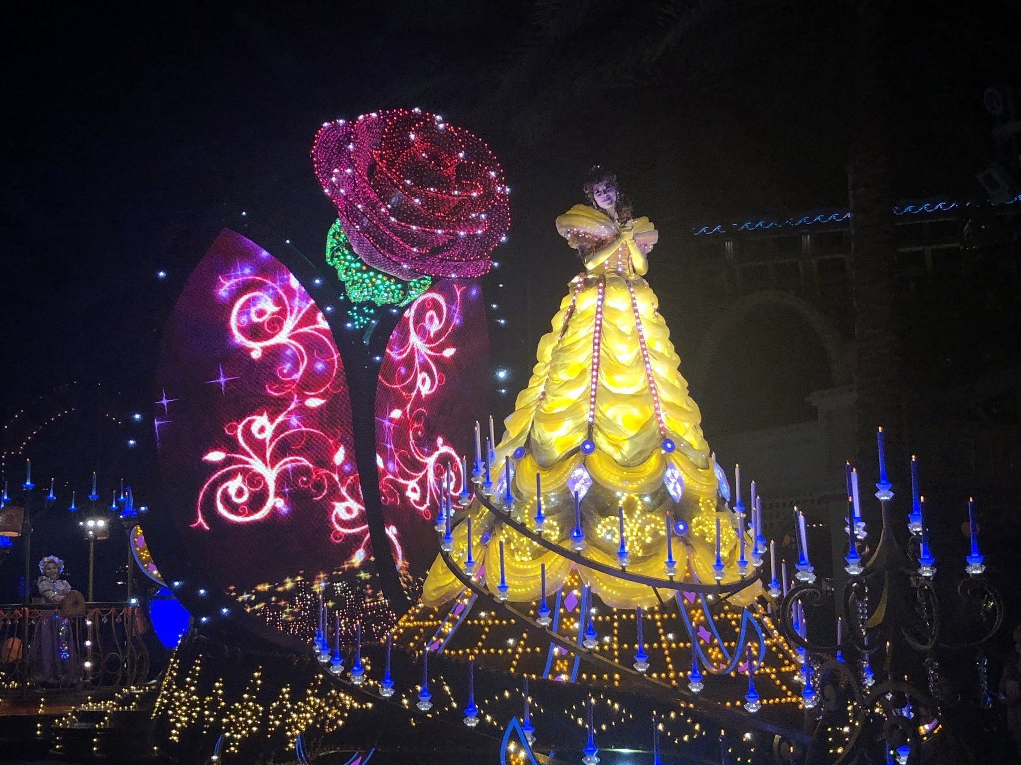 DCA Paint the Night Belle