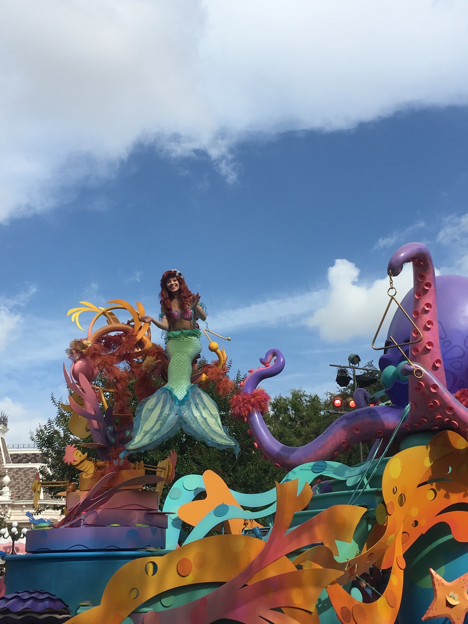 Disneyland parade Ariel