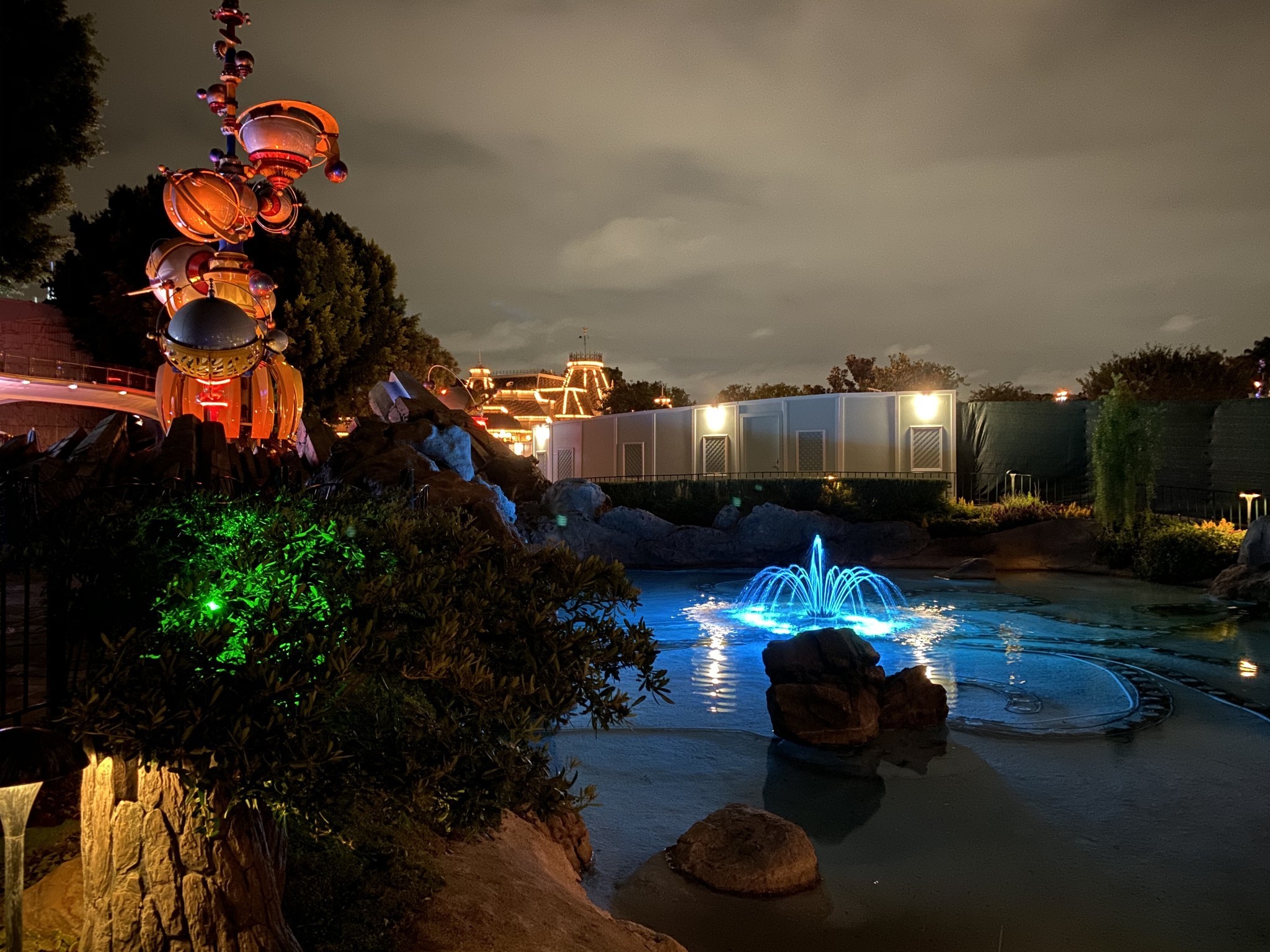 Pixie's Hollow Fountain Tomorrowland