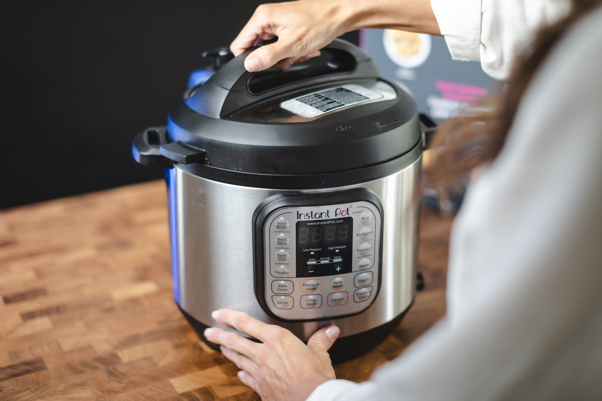 Opening lid on Instant Pot DUO60