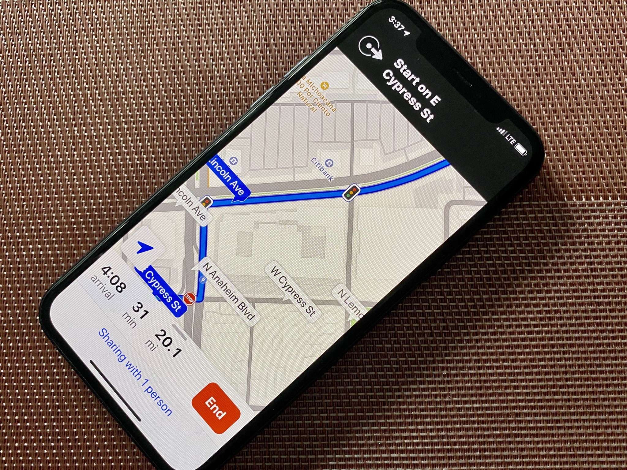 iPhone 11 Pro with Maps sharing live ETA