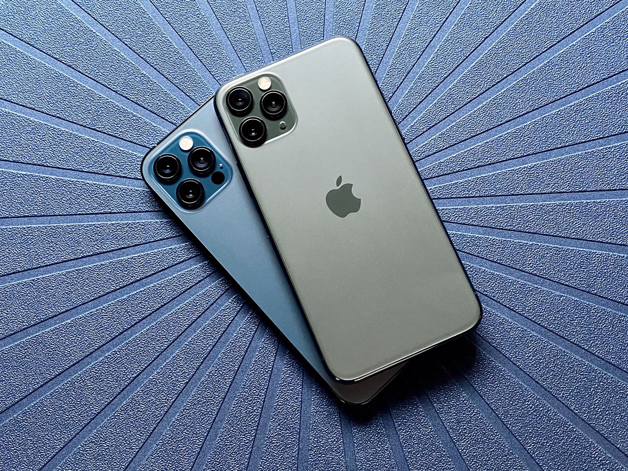 Iphone 12 Pro Pacific Blue Iphone 11 Midnight Green Stacked Blue