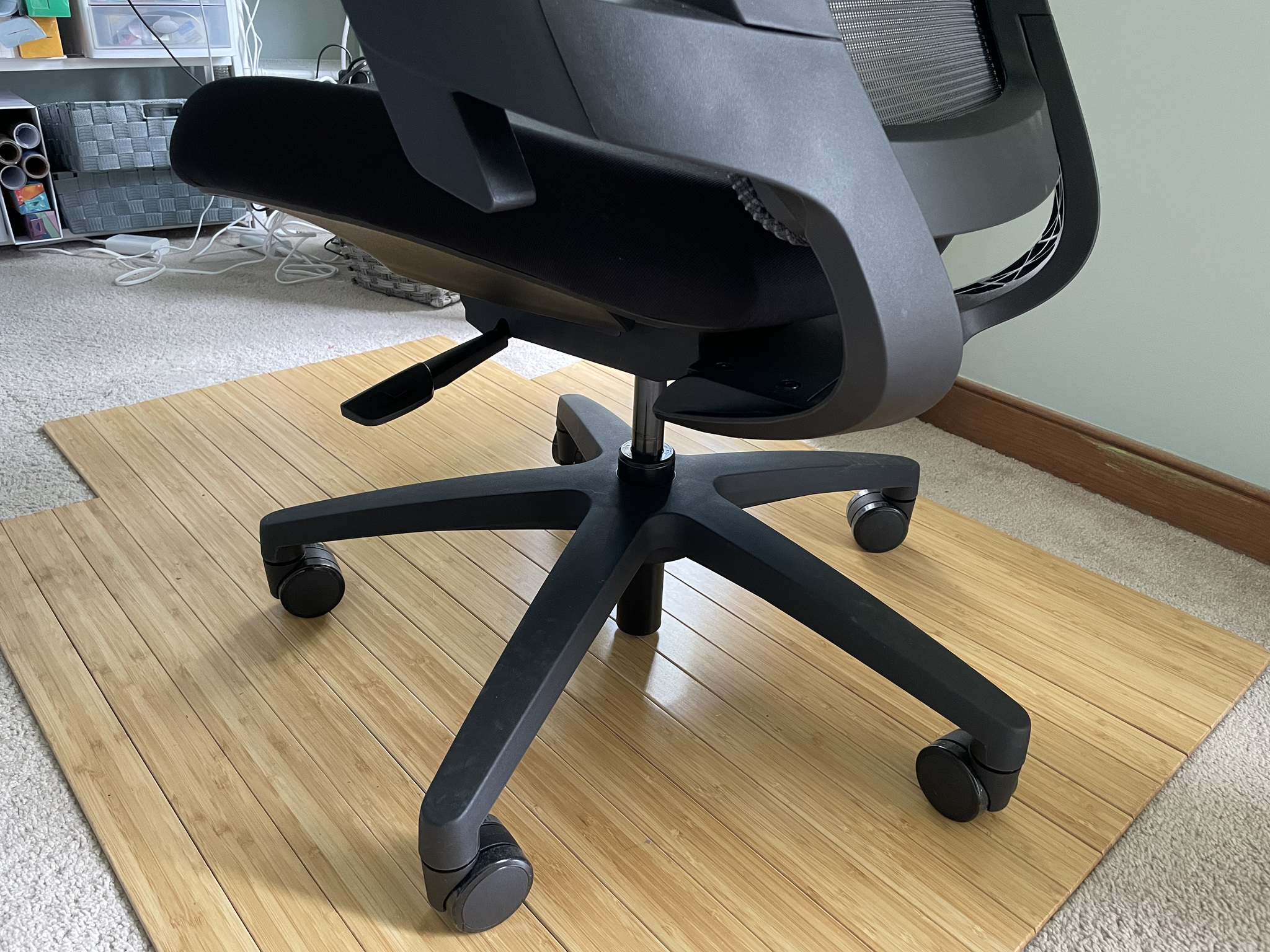 Nexvoo Health Ergonomic Adjustable Desk Chair Office Wheels