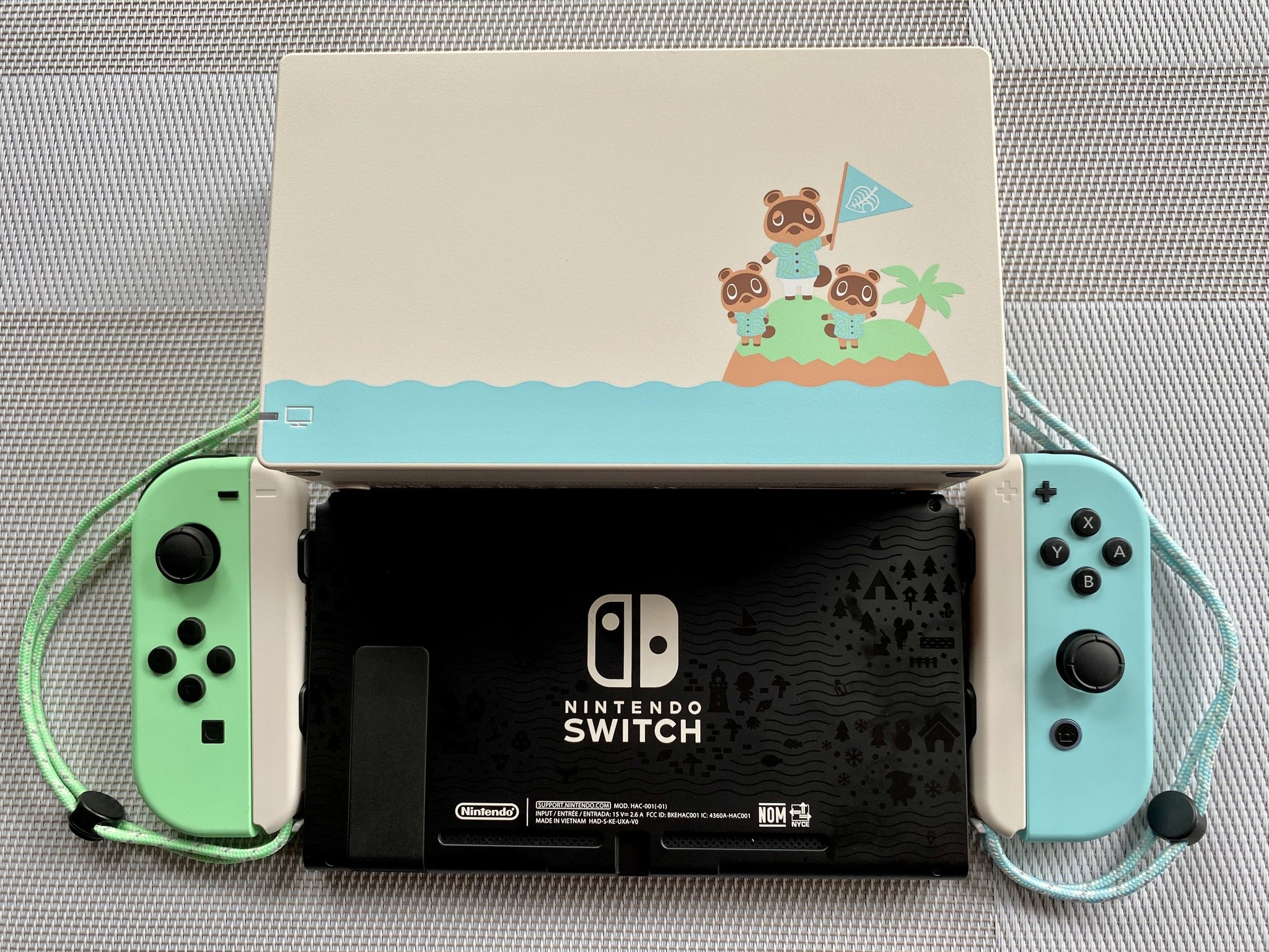 Nintendo switch animal crossing edition