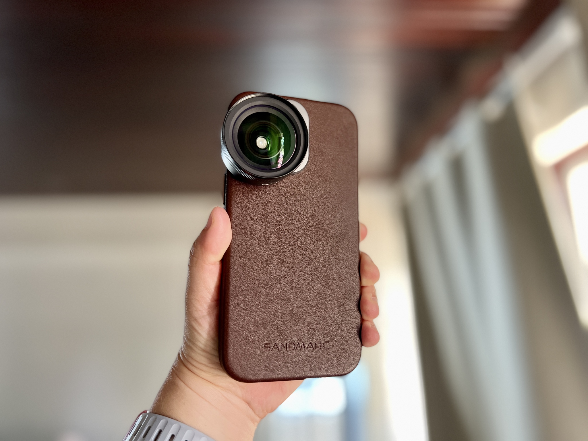 Sandmarc Pro Iphone Ledertasche Magsafe 13 Pro Brown Lens Hold