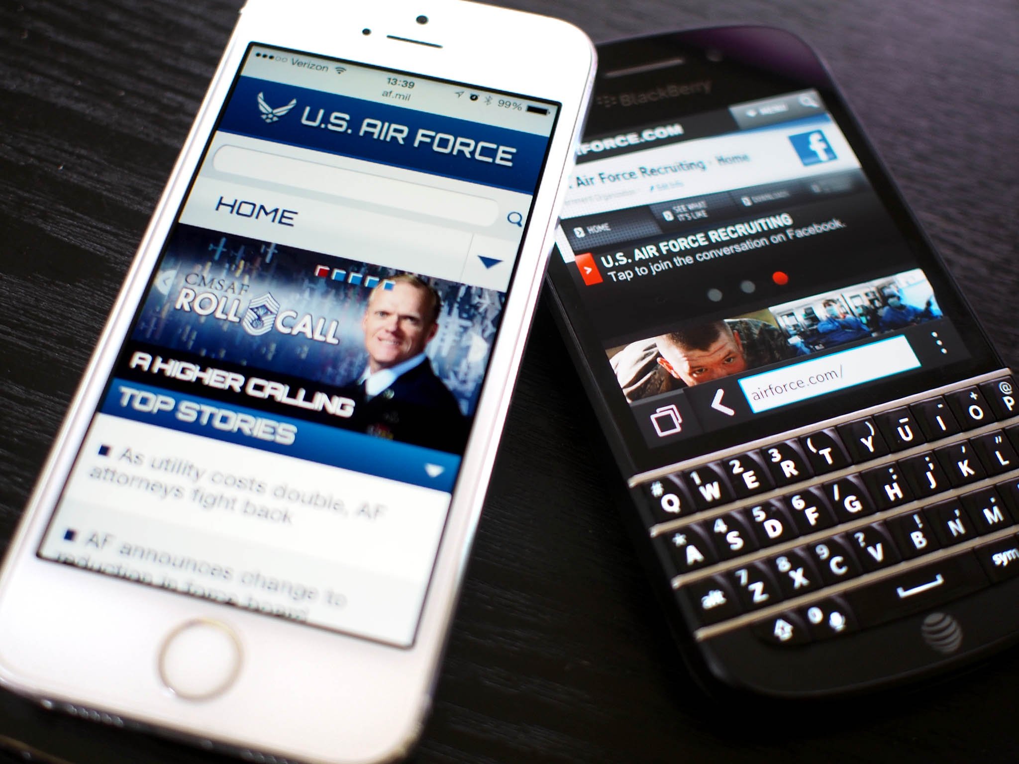 US Air Force begins transition, swapping 5000 BlackBerry devices for iPhones