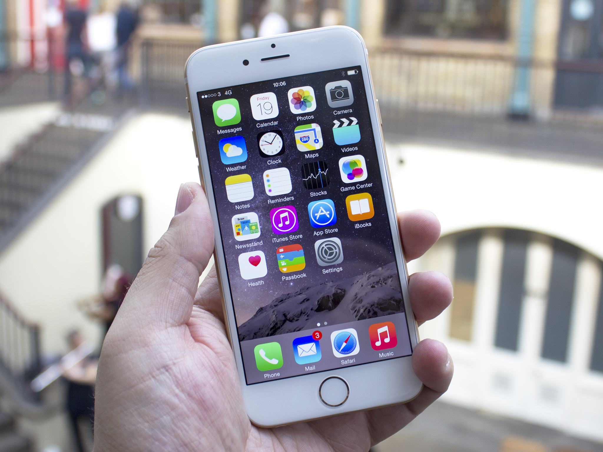 Improved bonded glass makes for a striking iPhone 6 display