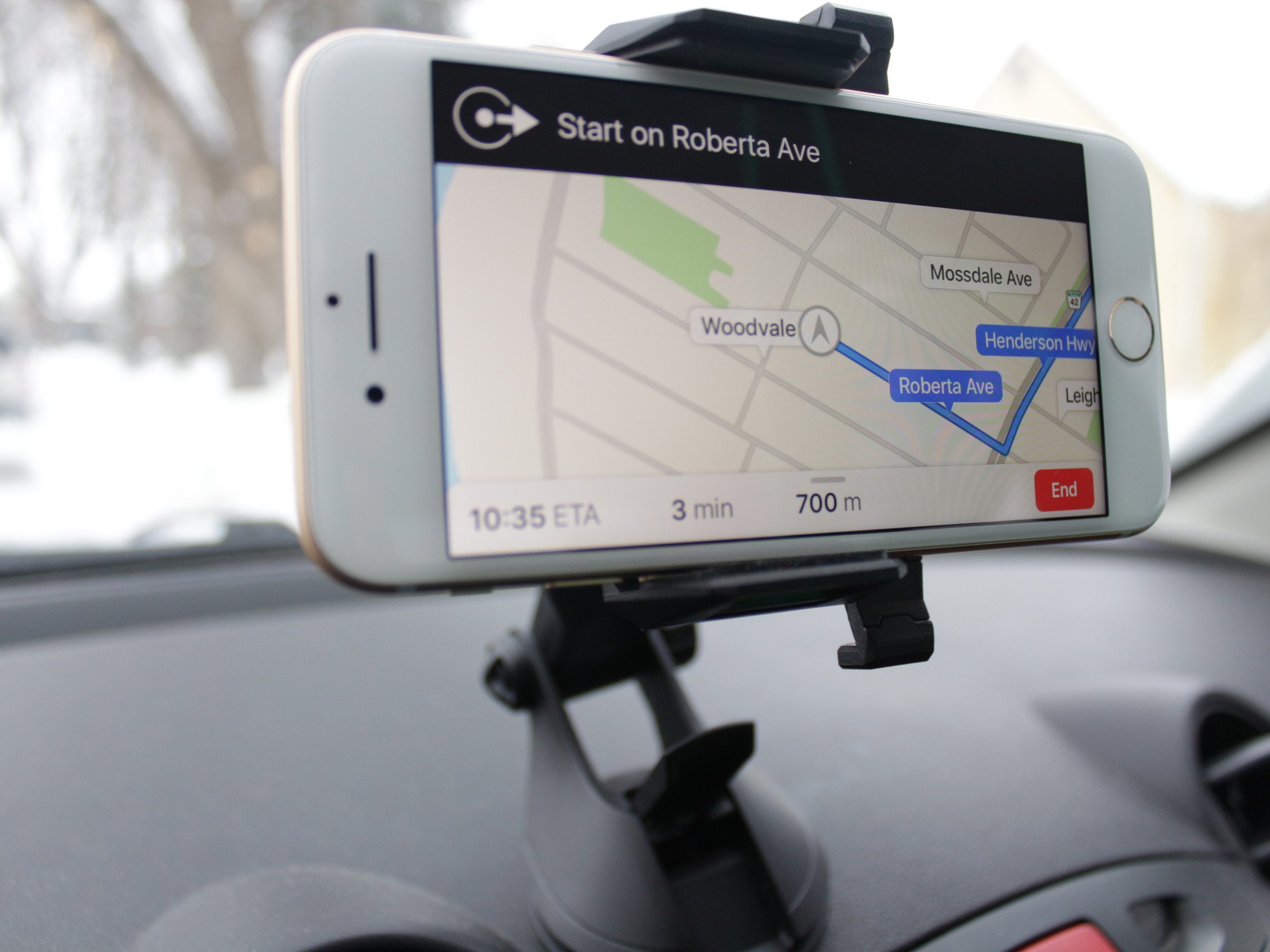 iPhone mounted in car