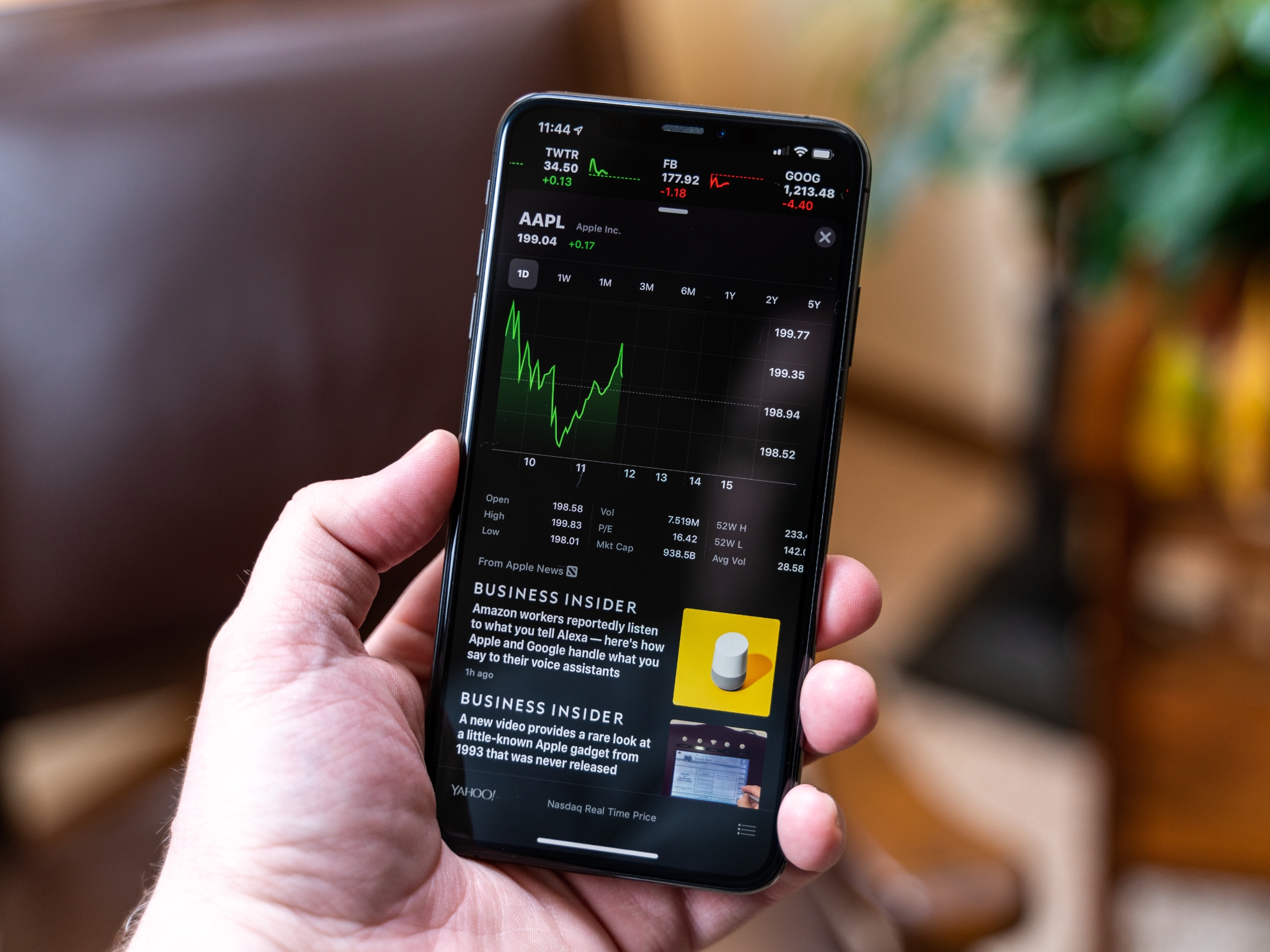 How to check stocks and exchanges using Siri