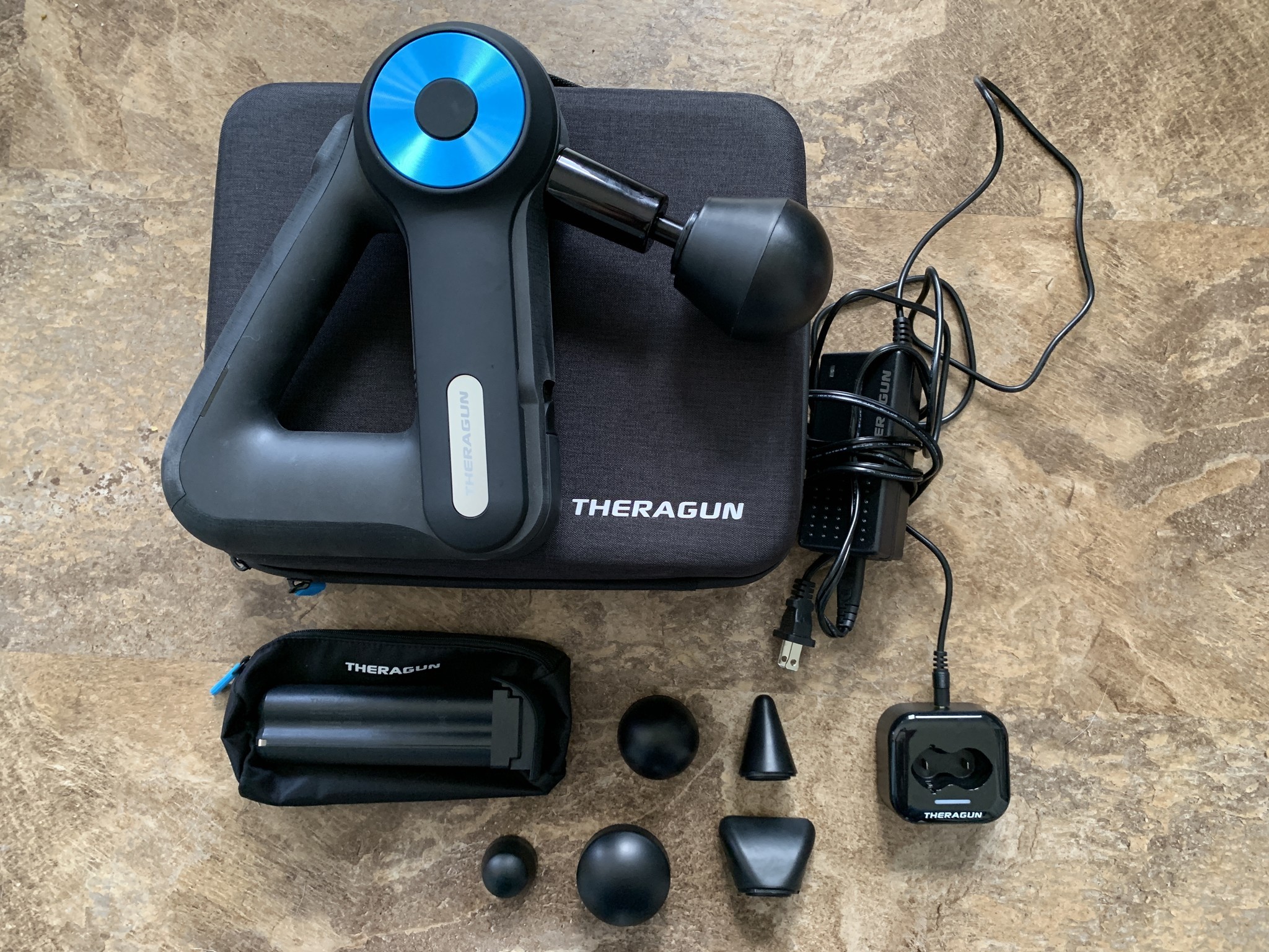 Theragun G3PRO all components